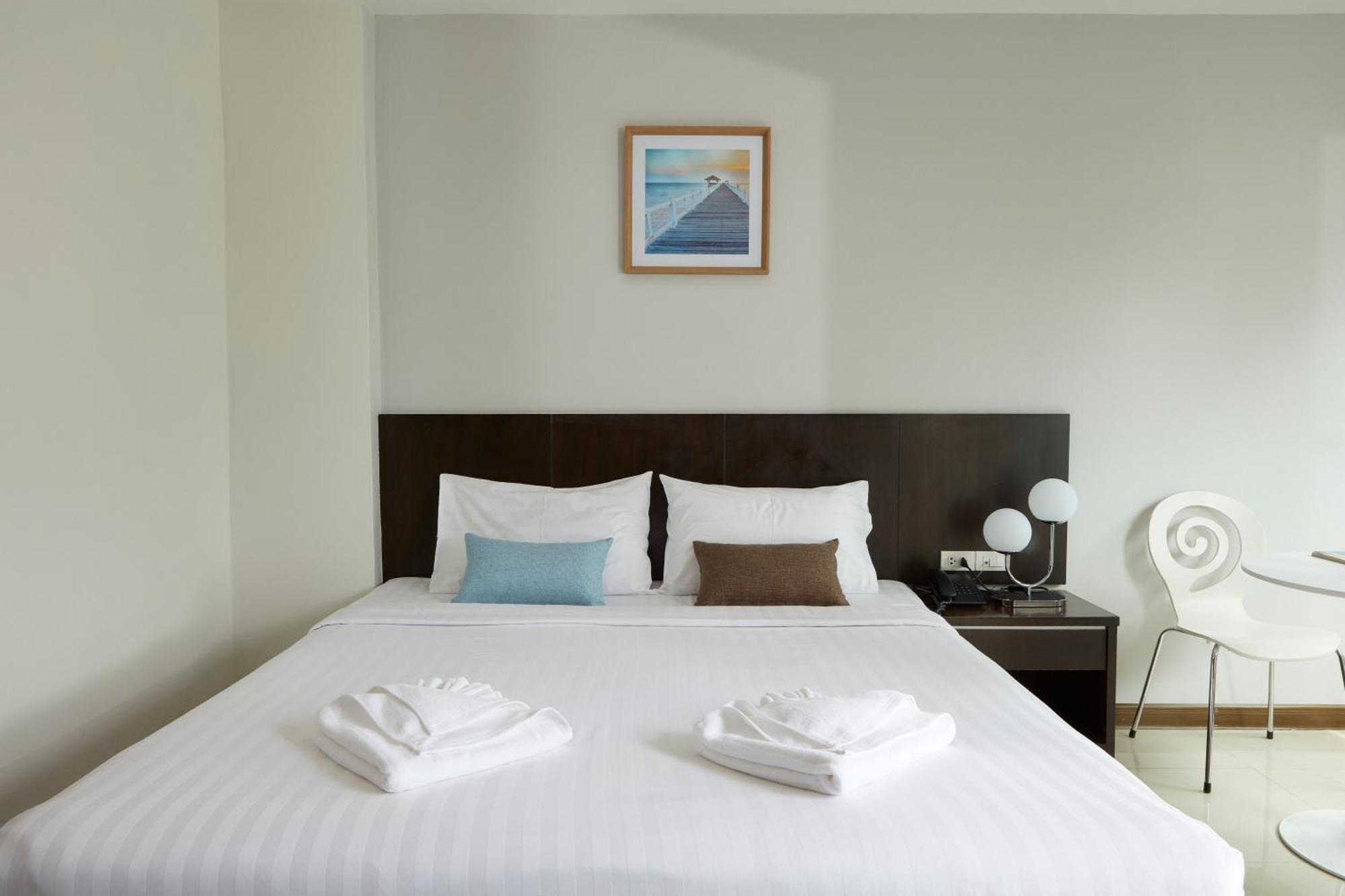 Rhienchai Place Hotel Сураттхани Экстерьер фото