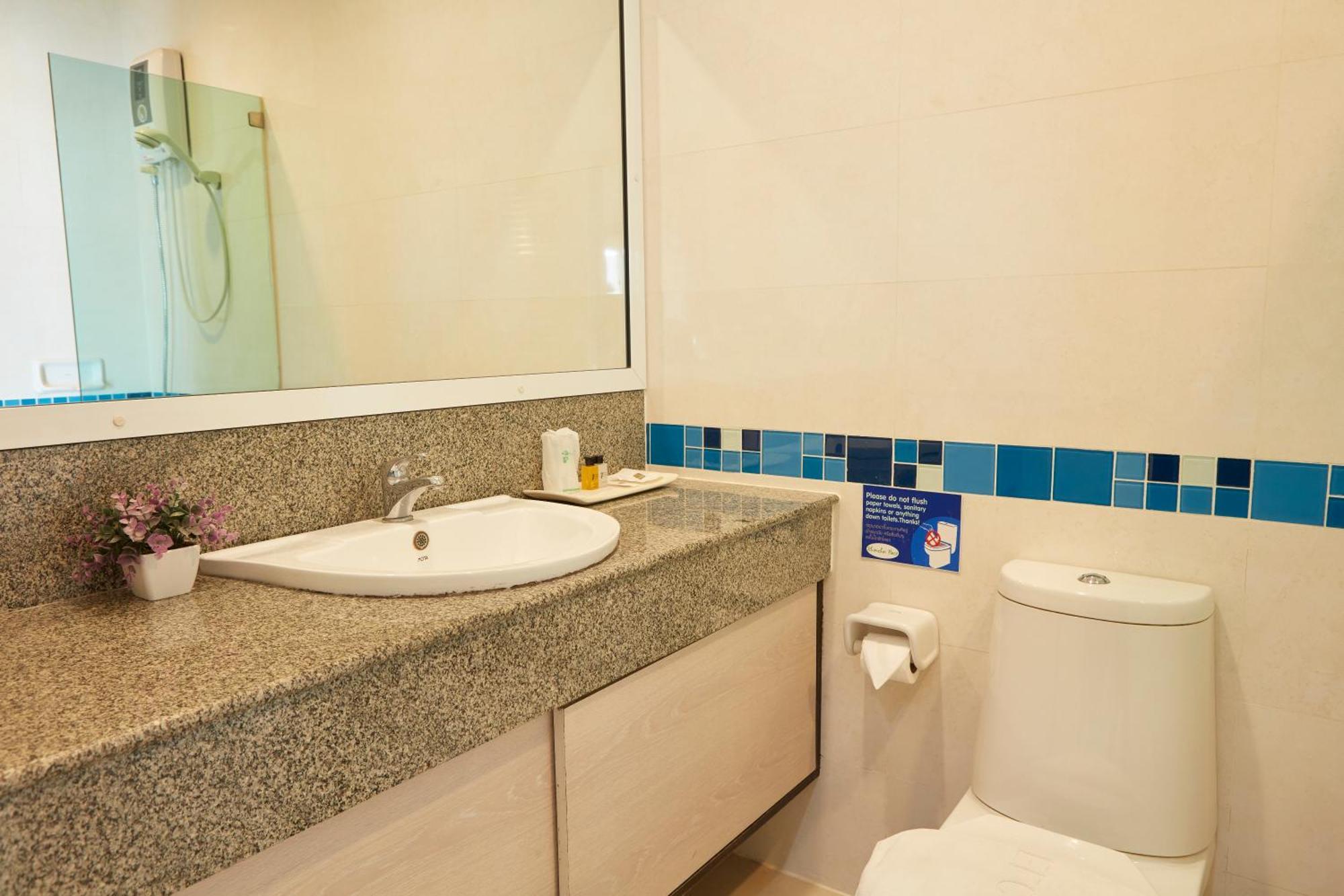 Rhienchai Place Hotel Сураттхани Экстерьер фото