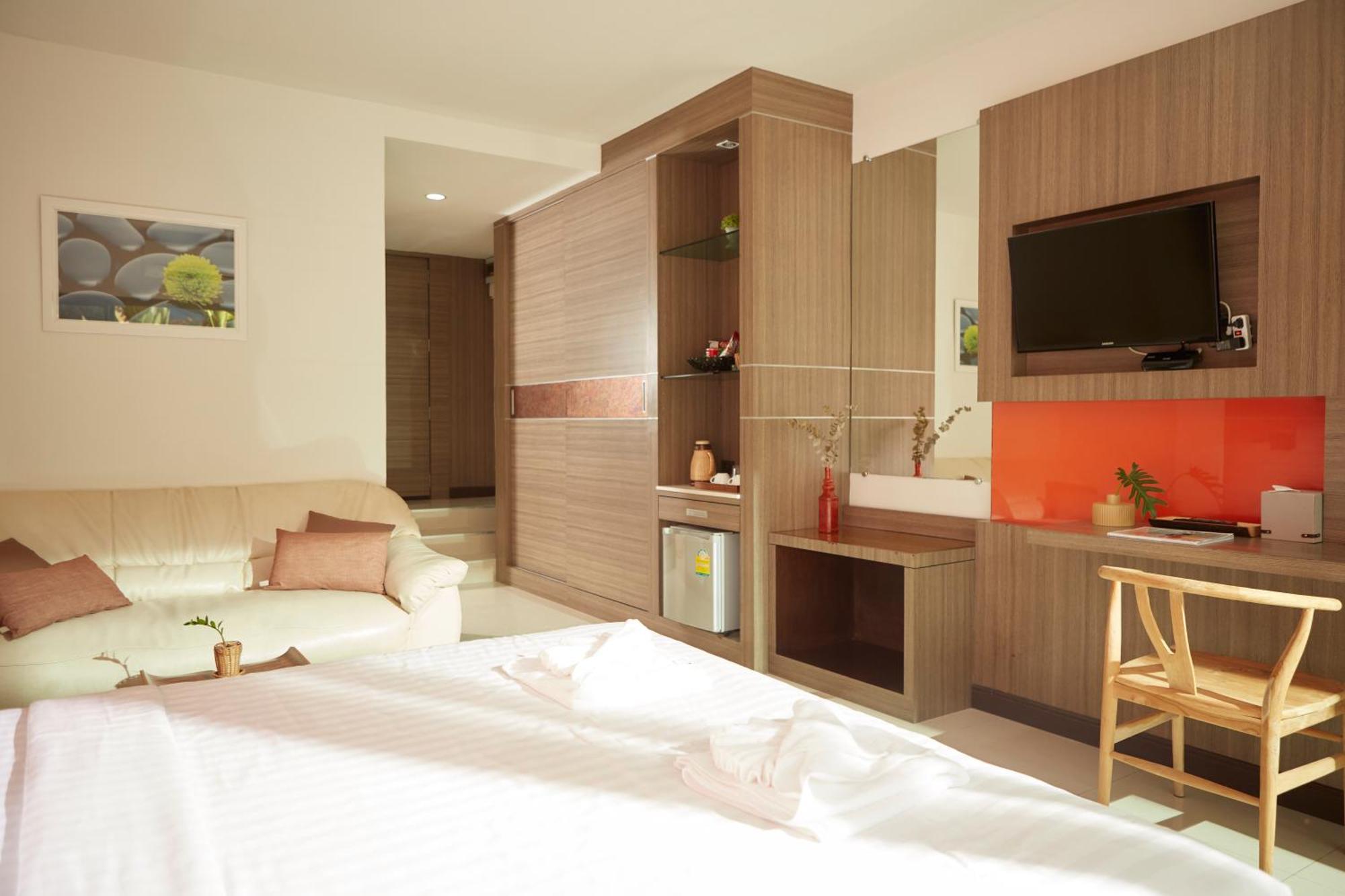 Rhienchai Place Hotel Сураттхани Экстерьер фото